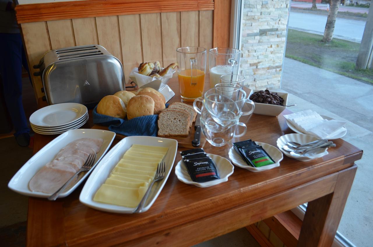 Hostal Camino De Santiago Пуэрто-Наталес Экстерьер фото